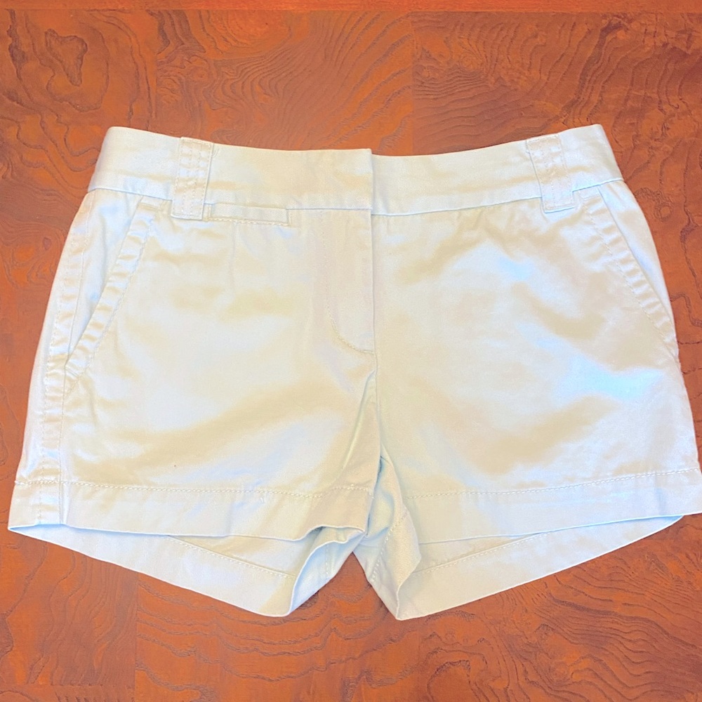 BEAUTIFUL MINT GREEN J.CREW LADIES SHORTS